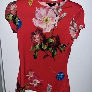 TED BAKER Berry Sundae Viscose Tee Cap sleeve RED size 0 Stretchy Soft Floral